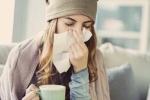Ako rýchlo vyliečiť nádchu: Osem rád od našich babičiek, ktoré vám pomôžu