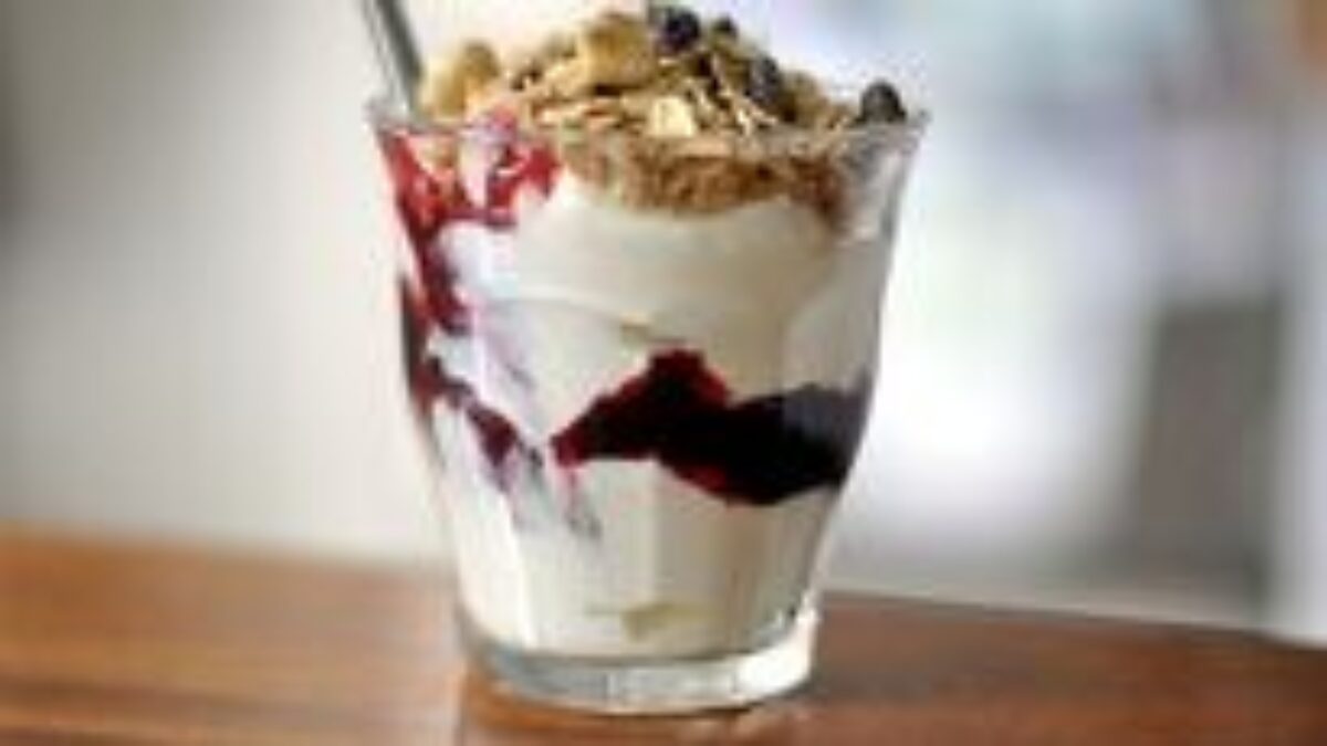 Test jogurtov s chrumkami