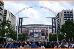 Arsenal zvažuje presun domácich zápasov na štadión Wembley.