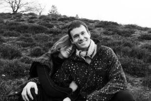 Len tak si zaspievať s Albertom Černým. Offline víkend v Krkonošiach je liek na ...