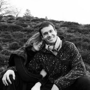 Len tak si zaspievať s Albertom Černým. Offline víkend v Krkonošiach je liek na ...