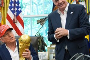 Ako večera v Davose v roku 2020 pripravila pôdu pre „MAGA“ Majstrovs...