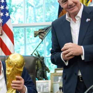 Ako večera v Davose v roku 2020 pripravila pôdu pre „MAGA“ Majstrovs...