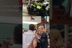 Britská aktivistka a novinárka sa vrátili domov po zatknutí na flotile smerujúce...