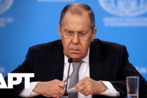 Lavrov kritizuje moldavské voľby ako zmanipulované a chváli úspechy proruských Lavrov kritizuje moldavské voľby ako zmanipulované a chváli úspechy proruských s...