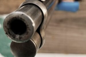 Najväčšia puška na svete je dlhá cez 10 metrov a strieľa 4 kilometre daleko