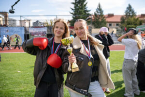 Župný športový deň spojil školy celého kraja. Žiaci ukázali energiu, nasadenie aj tímového ducha BSK: Župný športový deň spojil školy celého kraja. Žiaci ukázali energiu, nasade...