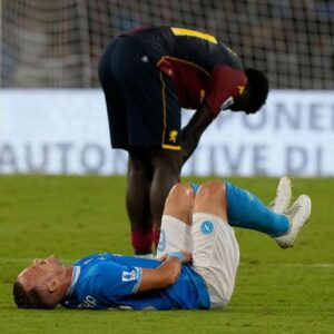 Lobotka s akútnou bolesťou v slabinách, tréner Neapola nemá dobré správy