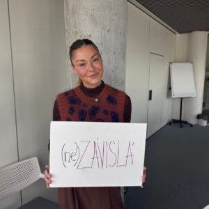 „Po pokoji som schovávala zvratky,“ opisuje vizážistka hviezd dlhý b...