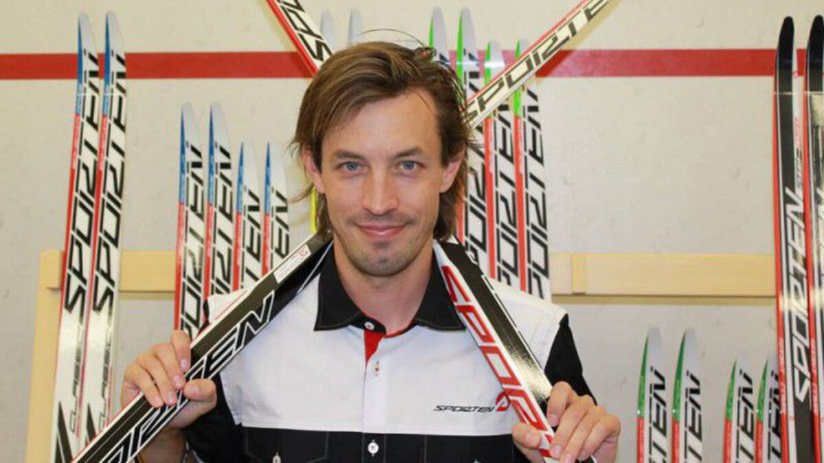 Babišova vláda: Chaos a bordel. Olympionik poslal politikom odkaz na Babišova vláda: Chaos a bordel. Olympionik poslal politikom odkaz na košickom maratóne