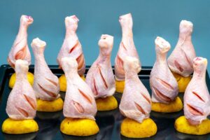 Naučil som všetkých svojich priateľov robiť lepšie kuracie stehná ako v KFC!