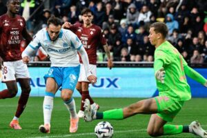 Marseille si vezie tri body z Mét, víťazná séria pokračuje.