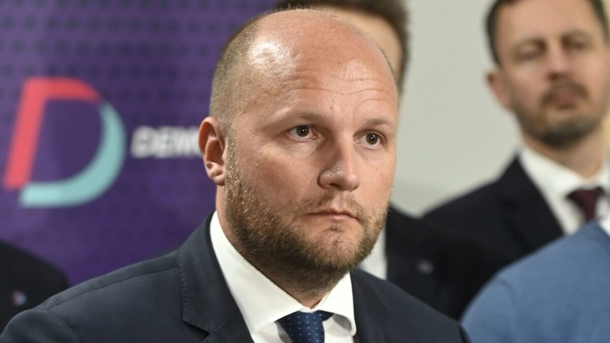 V Považskej Bystrici napadli okresného predsedu Demokratov.