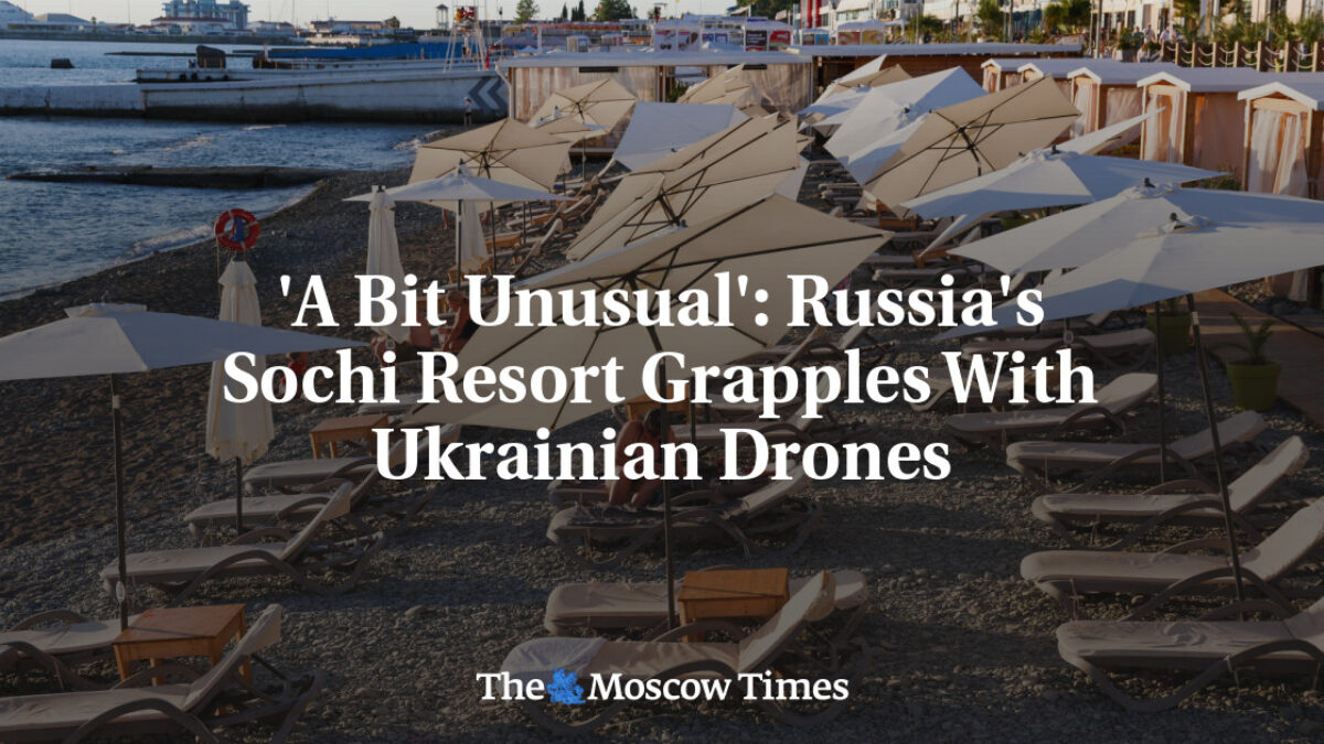 Trochu nezvyčajné: Ruské letovisko Soči zápasí s ukrajinskými dronmi
