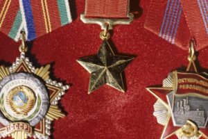 Najprefíkanejší sovietsky zločinec prežil trest smrti, oklamal Brežneva a vyčíňa...