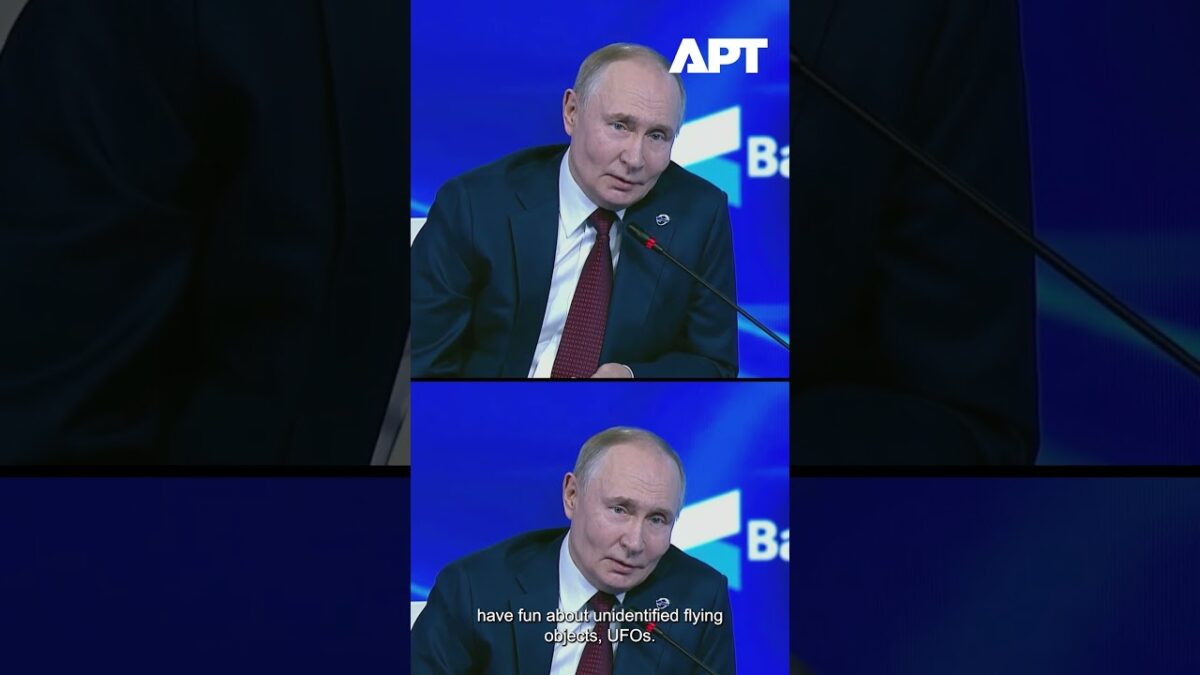 Putin zľahčuje obavy EÚ z dronov a vysmieva sa dánskym hrozbám.