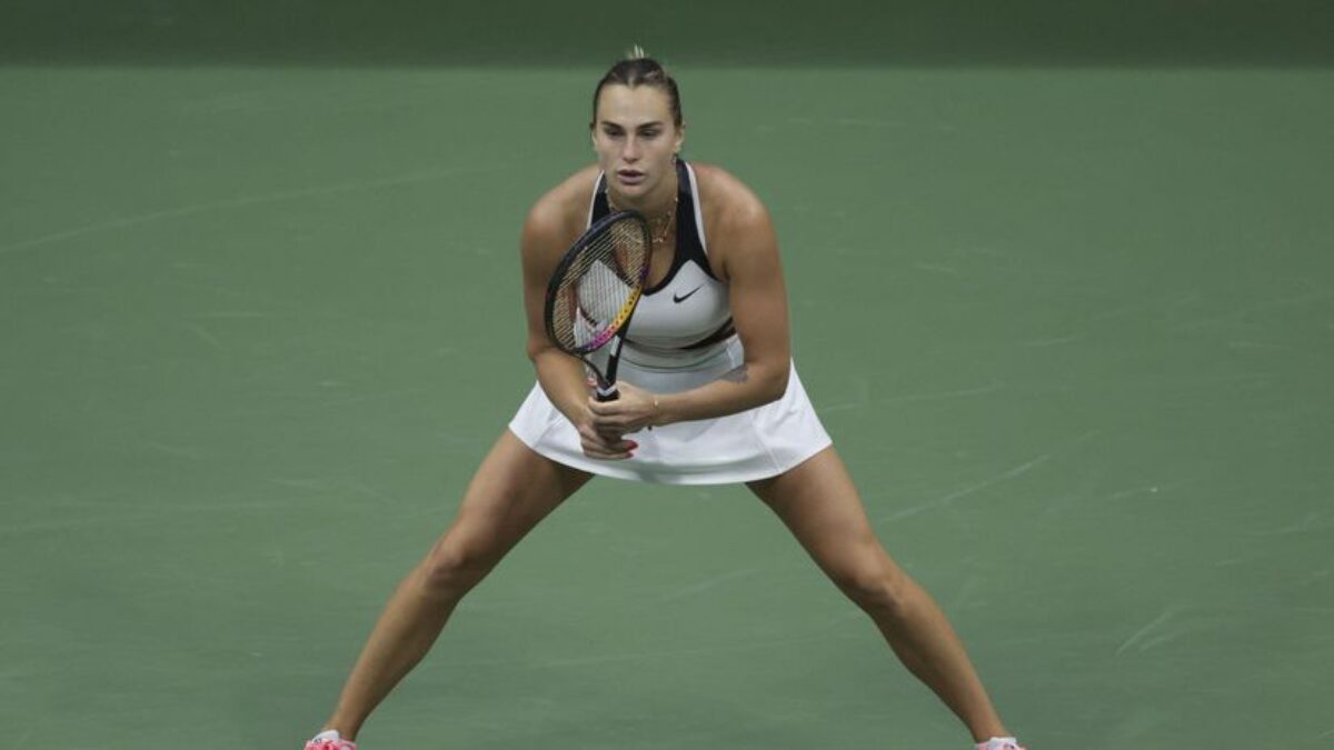 Sabalenková späť na kurtoch na hviezdnom turnaji. Domáca nádej odstúpila.