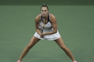 Sabalenková späť na kurtoch na hviezdnom turnaji. Domáca nádej odstúpila.