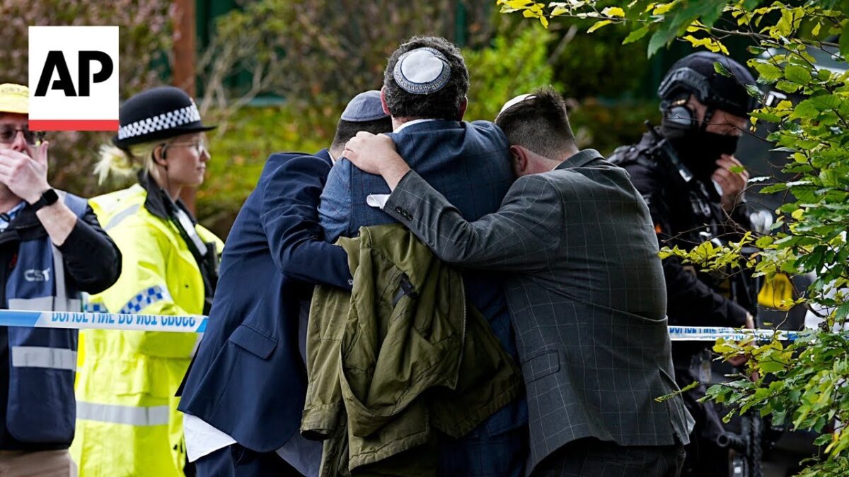 Dvaja mŕtvi po útoku na synagógu v Manchestri, uvádza britská polícia