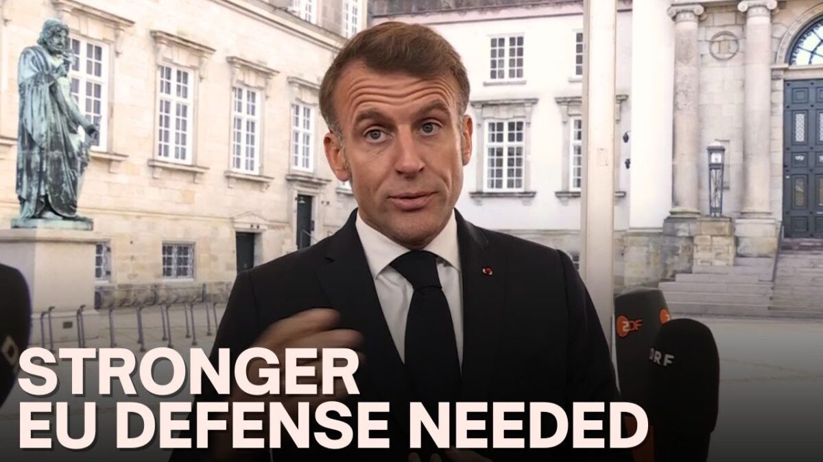 Európa musí odstrašovať, ale vyhnúť sa eskalácii, varuje Macron