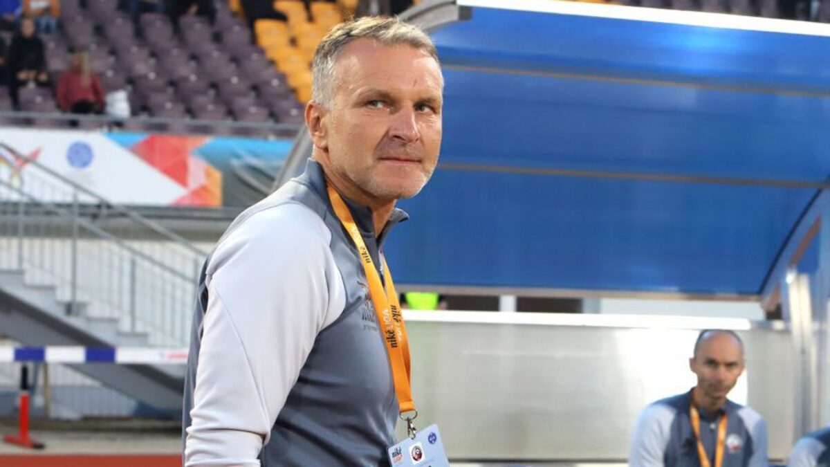 Skuhravý končí v Košiciach, mužstvo potrebuje impulz