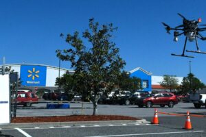 Walmart teraz plánuje zaviesť doručovanie pomocou dronov do „väčšiny oblastí, v ...