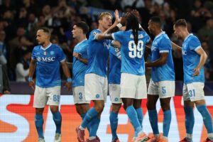 neapol-scaled-e1759353871695.jpg Barcelona podľahla PSG.