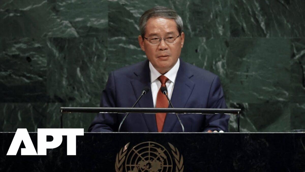 Čínsky premiér Li Qiang varuje OSN pred vážnymi výzvami pre globálny poriadok počas svojho prvého prejavu na Valnom zhromaždení OSN v roku 2025.