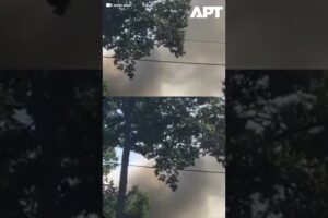 SLEDUJ: Mormónsky kostol v Michigane horí po masovej streľbe.