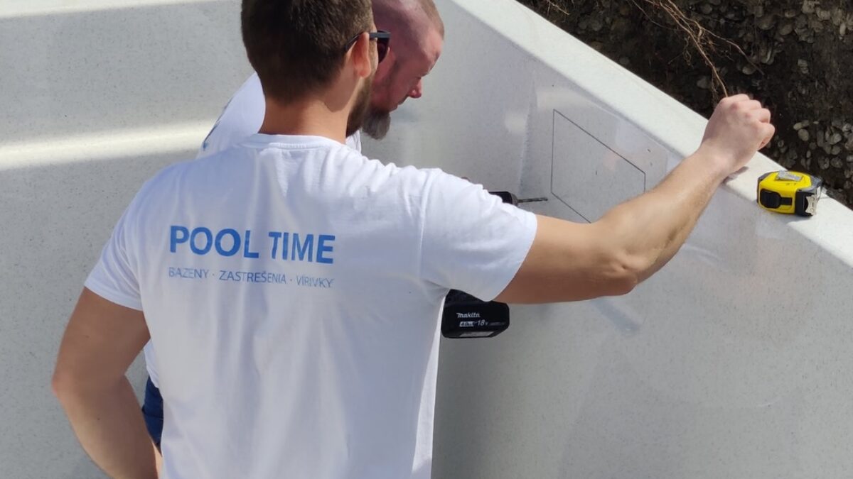 U nás nájdete všetko, čo váš bazén potrebuje. Od prvého výkopu až po bezstarostné užívanie.