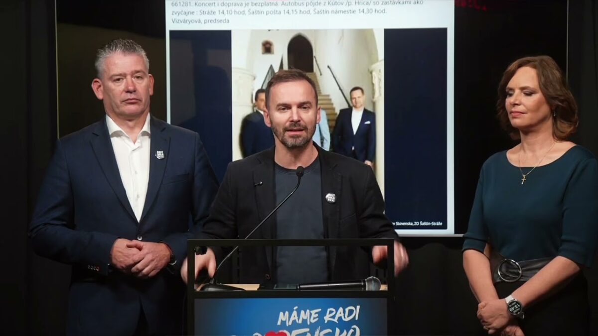 Smer oklamal a zneuži dôchodcov ako šmejdi s hrncami