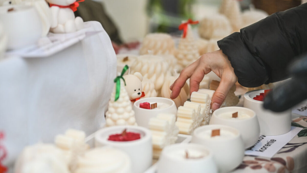 modra ožíva vianocami: príďte sa inšpirovať do kaštieľa! BSK: Modra ožíva Vianocami: Príďte sa inšpirovať do kaštieľa!