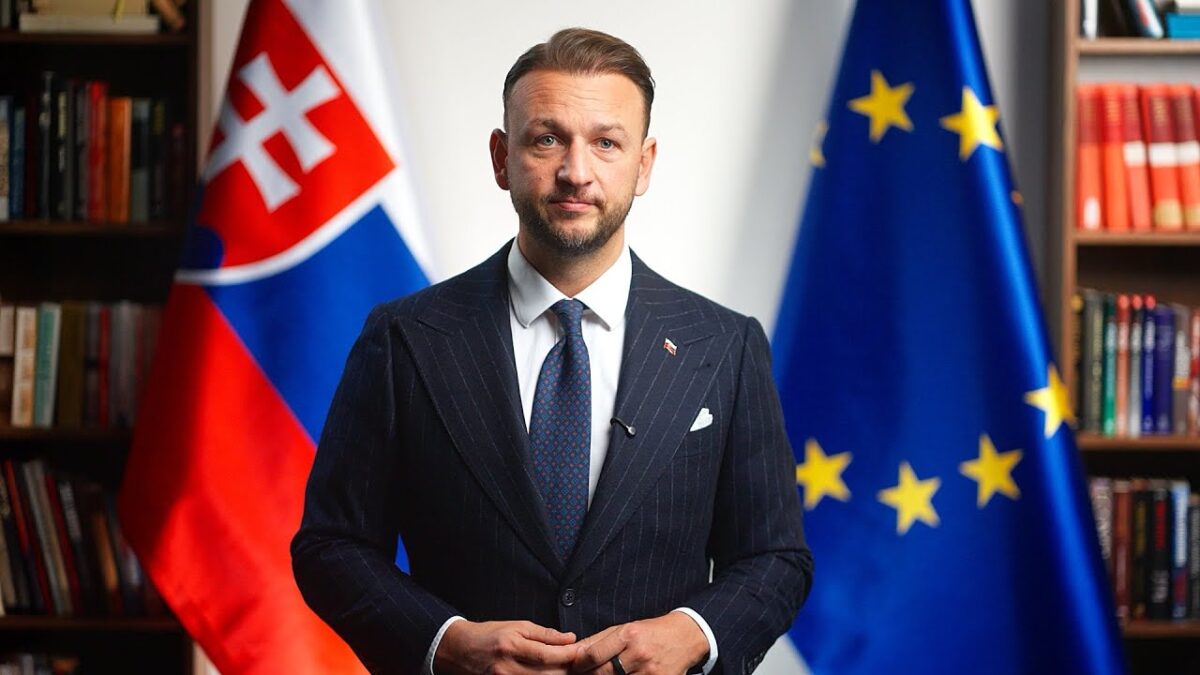 Matúš Šutaj Eštok: 17. NOVEMBRA SME SI NESĽUBOVALI JEDEN NÁZOR