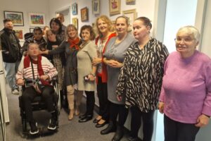 BSK: „Tvoríme srdcom“ výstava obrazov prijímateľov sociálnej služby Zariadenia s...