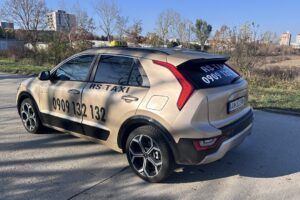 Taxi služby v Topoľčanoch: Komplexné porovnanie cien a kvality