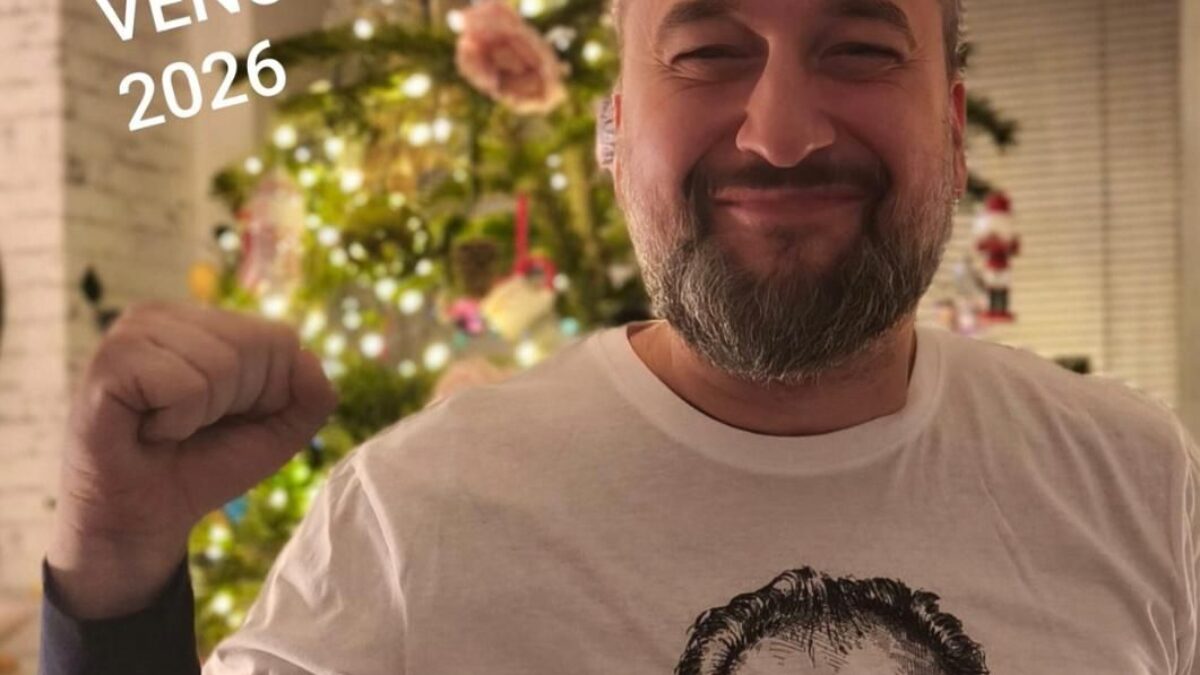 ŠŤASTNÝ NOVÝ ROK, PRIATELIA A VENCEREMOS 2026