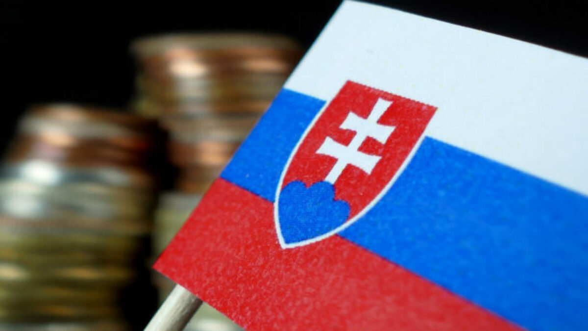 Spotrebiteľská dôvera sa v decembri zlepšila, ekonomická nálada je však naďalej pod dlhodobým priemerom