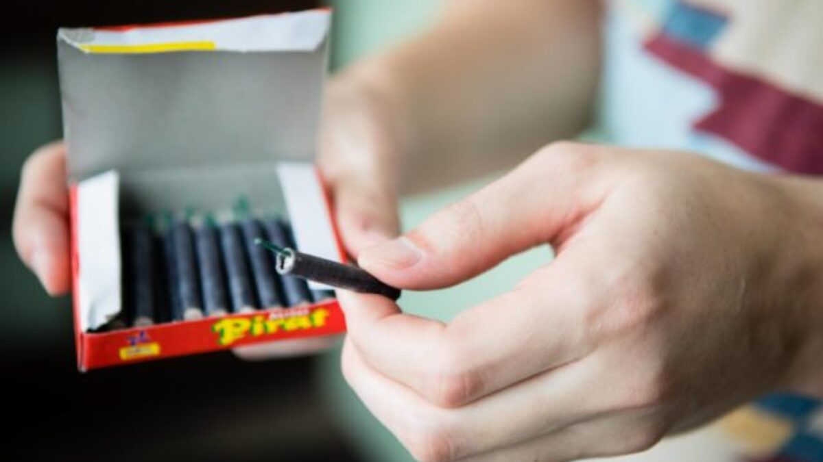 Pyrotechnika by mala byť prioritne o zábave, záchranári apelujú na rozvážnu manipuláciu