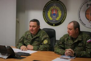 Generál Zmeko sa v Bruseli rozlúčil s funkciou, NATO diskutovalo o bezpečnosti U...