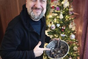 ŠŤastnÉ a veselÉ, priatelia ŠŤASTNÉ A VESELÉ, PRIATELIA