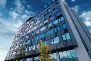 Všeobecná zdravotná poisťovňa si v prepoisťovacej kampani medziročne polepšila t...