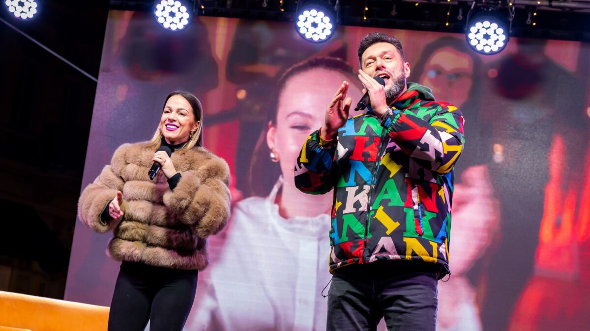 Mesto Košice: TELEVÍZNA REGINA OŽIVILA HLAVNÚ ULICU A PRINIESLA VIANOČNÚ ATMOSFÉRU PRIAMO Z IMMACULATY