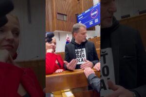 M. Čavojová: Slobodný prejav v parlamente pána premiéra Roberta Fica bol preruše...