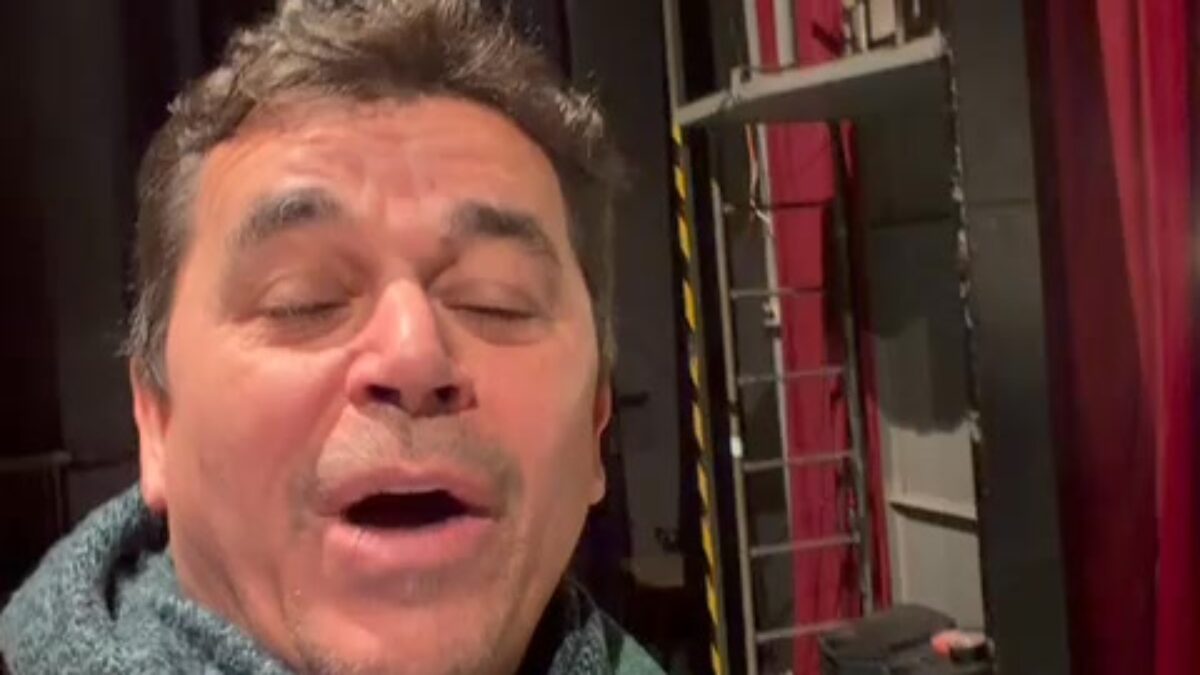 Kultúra Topoľčany: Všetkých vás čakáme o 19:00 v Spoločenskom dome v Topoľčanoch Vstupenky zakúpite v pokladni kina pred predstavením alebo tu: