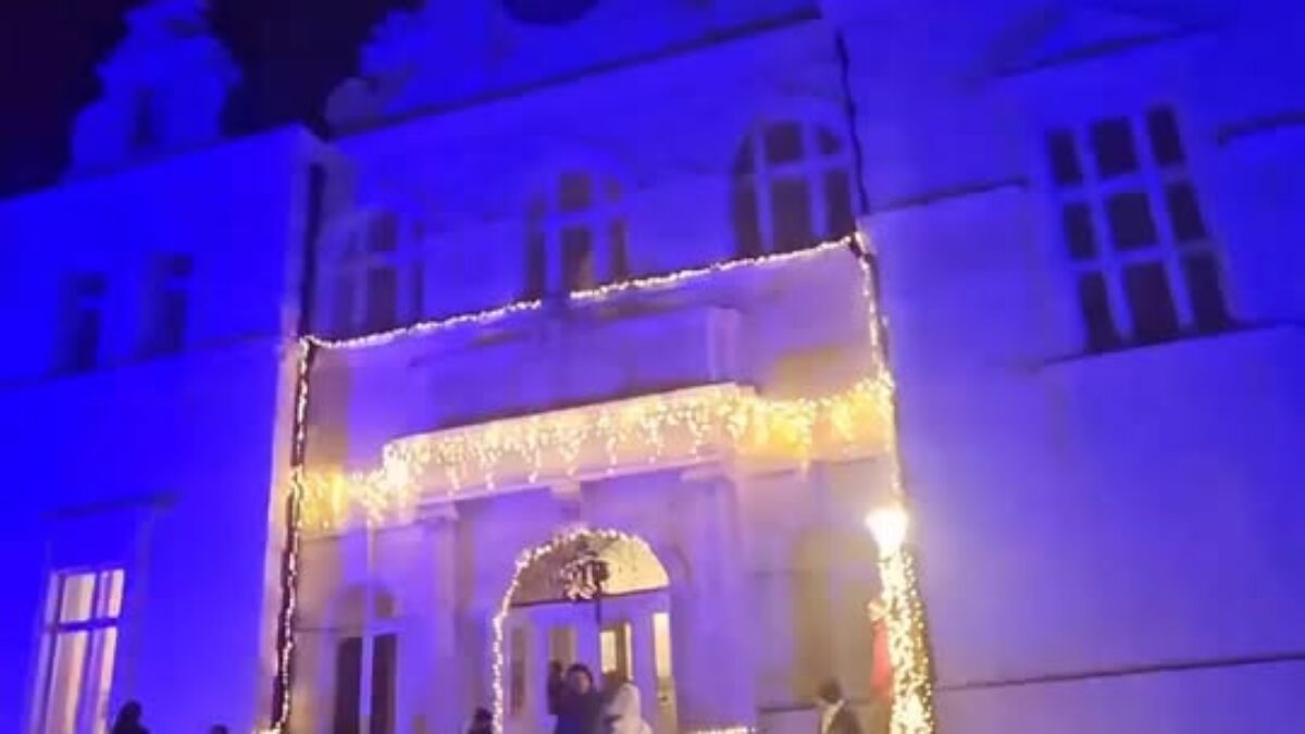 Martina Šimkovičová: ČAROVNÝ ADVENT V KAŠTIELI BUDMERICE