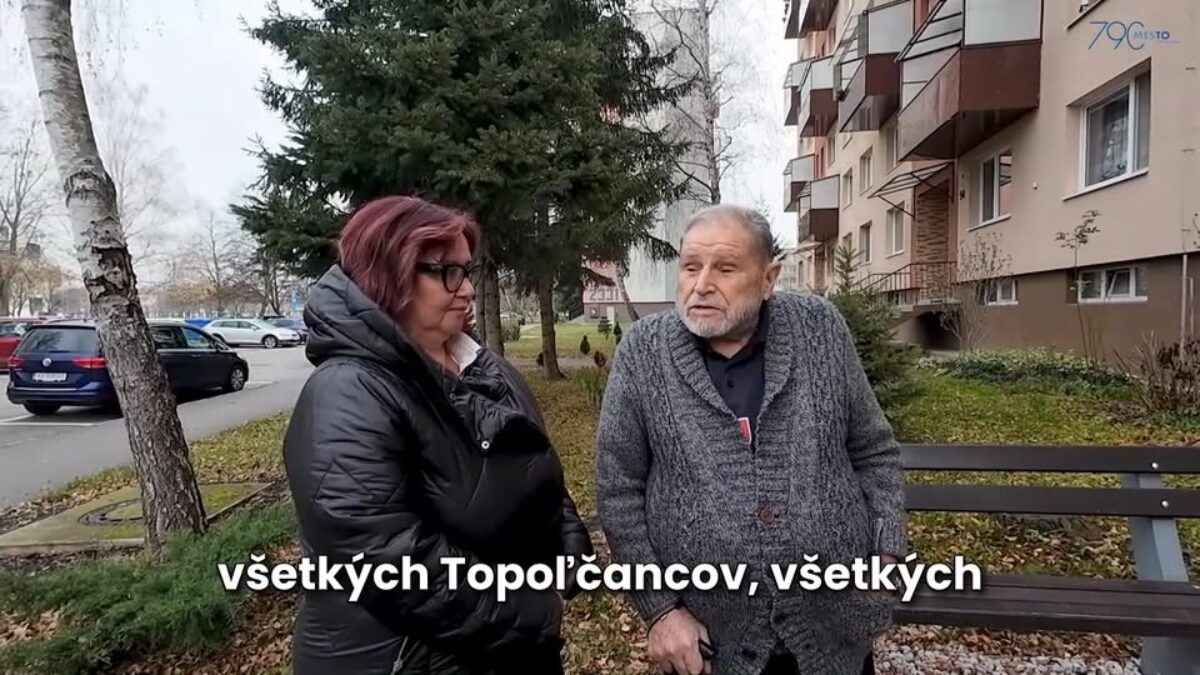 Mesto Topoľčany: Rozsvietenie prvej adventnej sviece sledovalo v sobotu večer plné námestie. Mesto Topoľčany: Rozsvietenie prvej adventnej sviece sledovalo v sobotu večer plné námestie.