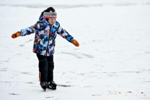 Bratislava upozorňuje na korčuľovanie na zamrznutých rybníkoch, pod ľad sa prepa...