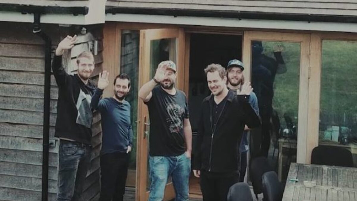 IMT Smile na Colours of Ostrava dokážu, že Ľudia nie sú zlí. Aurora príde s legendou z The Chemical Brothers