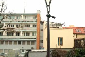 mesto trnava: ku kontajnerom sa nevyhadzuje niČ. Mesto Trnava: KU KONTAJNEROM SA NEVYHADZUJE NIČ.