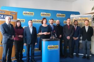 Strana Za ľudí podporí kandidáta PS na post predsedu Košického kraja, Remišová a...